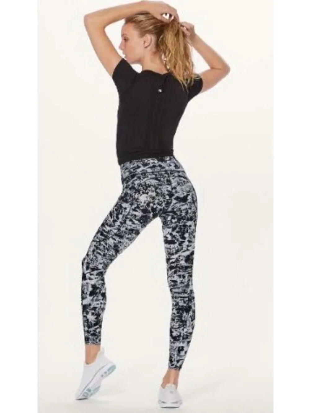 lululemon athletica excellent no